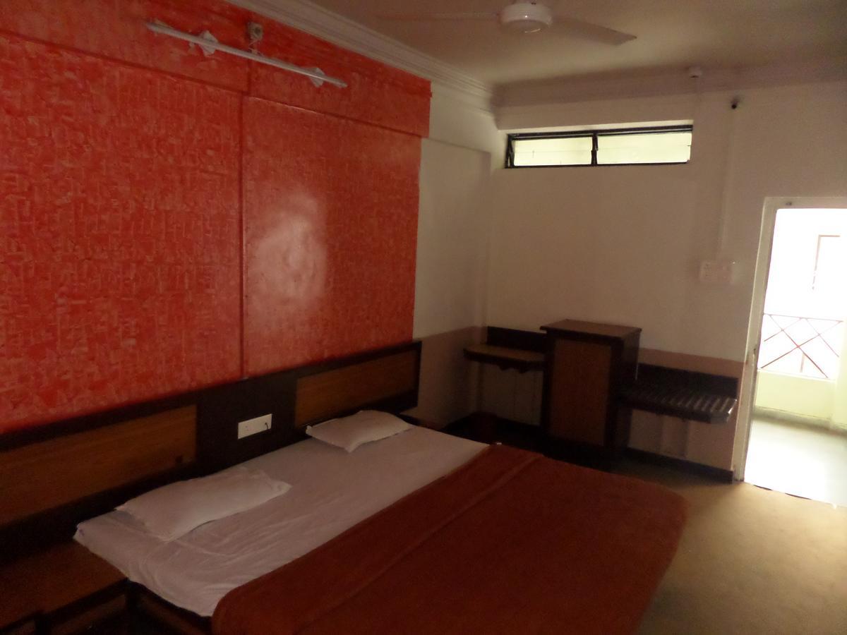 Hotel Ayodhya Nashik Exterior foto